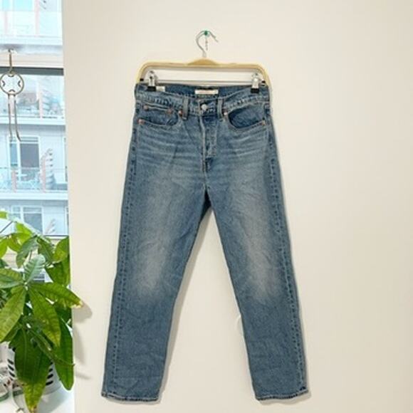 Levi’s Wedgie Straight Jeans Size 28 - Picture 1 of 7